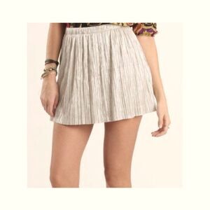 High-waisted champagne skirt